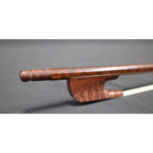 Archet violoncelle baroque en Amourette